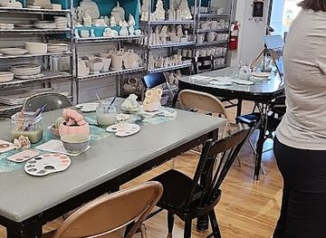 idaho/twin-falls/landmark/twin-falls-id-hands-on