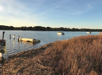 massachusetts/martha-s-vineyard/landmark/sepiessa-point-reservation