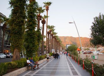 turkiye/marmaris/landmark/marmaris-halk-plaji