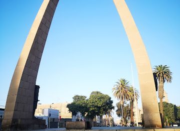 peru/tacna/landmark/tacna-parabolic-arch