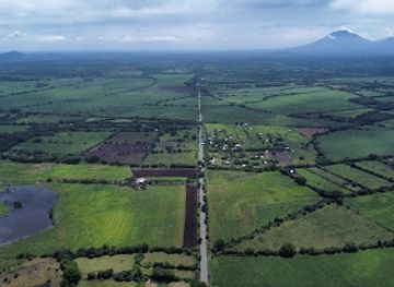 el-salvador/central-valley/landmark/canton-el-borbollon