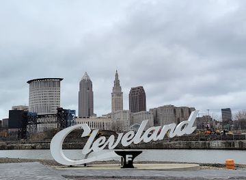 ohio/cleveland/downtown-cleveland/landmark/cleveland-script-sign-the-foundry