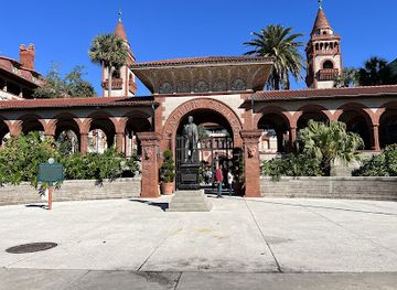 florida/st-augustine/landmark/red-train-tours