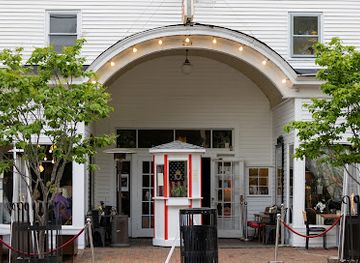 maine/ogunquit/landmark/the-leavitt-theatre