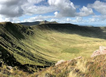united-kingdom/brecon-beacons-national-park/attraction/fan-y-big-2