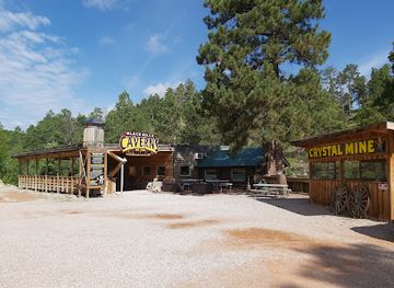 south-dakota/black-hills/landmark/black-hills-caverns