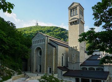italy/irpinia/landmark/sanctuary-of-montevergine