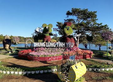 vietnam/dalat/da-lat-center/landmark/lam-vien-square