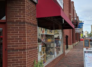 virginia/harrisonburg/landmark/ten-thousand-villages