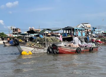 vietnam/can-tho/landmark/can-tho-bike-tours