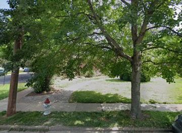 virginia/roanoke/landmark/apartment-building-on-windsor-avenue-and-brunswick-st