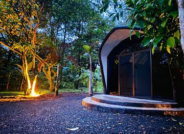 costa-rica/arenal-volcano-area/landmark/wellness-park-eco-lodge-trekking-trails