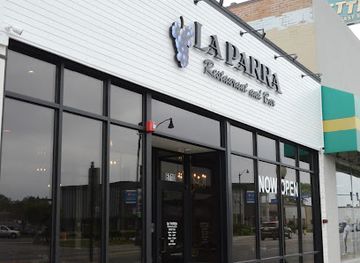 illinois/berwyn/landmark/la-parra-restaurant-bar