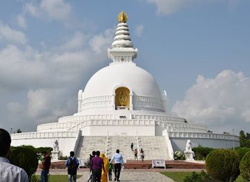 nepal/chitwan-national-park/landmark/world-peace-pagoda