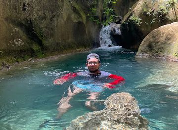 dominican-republic/barahona/landmark/balneario-la-plaza-bahoruco-barahona