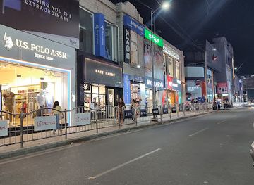 india/bengaluru/brigade-road/landmark/mg-road-market-for-shoping