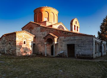 albania/patos/landmark/apollonia-archaeological-park