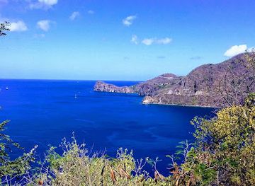 saint-lucia/pitons/landmark/mt-fortune