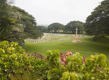 papua-new-guinea/new-ireland/landmark/bomana-war-cemetery