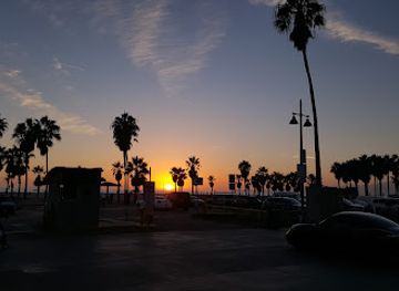 california/venice-beach/landmark/venice-ale-house