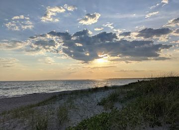 connecticut/hammonasset-beach-state-park/landmark/hammonasset-beach