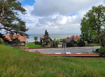 lithuania/nida-beach/landmark/nida-ethnographic-cemetery