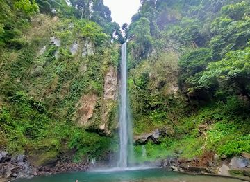 philippines/camiguin/landmark/katibawasan-falls