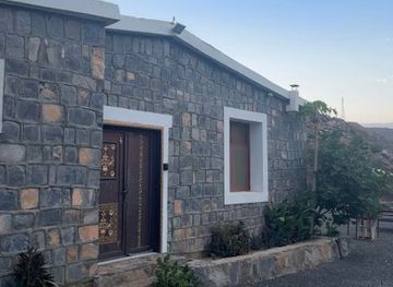 oman/ad-dhahirah-governorate/landmark/jebel-shams-villa