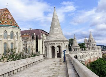 hungary/budapest/castle-district/landmark/castle-district