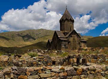 armenia/tatev-mountains/landmark/tanahat-monastery