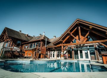 canada/lanaudiere/landmark/auberge-du-lac-taureau