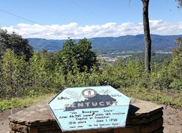 tennessee/upper-cumberland/landmark/ky-tn-va-tri-state-point