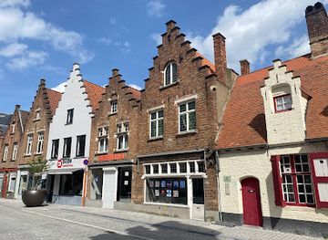 belgium/bruges/landmark/barge-bridge-bargebrug