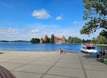 lithuania/lithuanian-seaside/landmark/trakai-island-castle