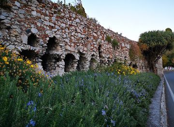 italy/taormina/landmark/tombe-bizantine