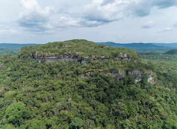 colombia/amazon/landmark/cerro-azul