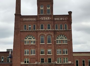 iowa/dubuque/landmark/dubuque-museum-of-art