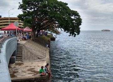 fiji/central-division/landmark/municipal-handicraft-centre