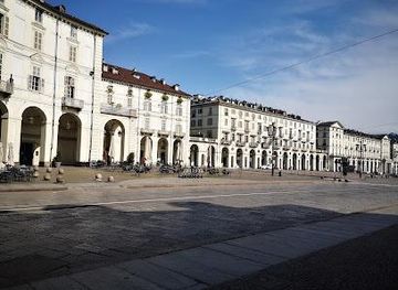 italy/turin/landmark/p-za-vittorio-veneto