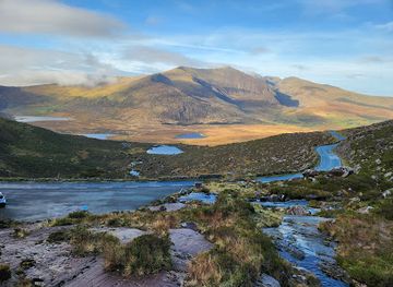 ireland/dingle/landmark/conor-pass-waterfall