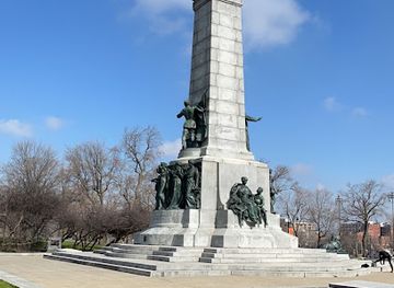 canada/laurentides/landmark/monument-to-sir-george-etienne-cartier