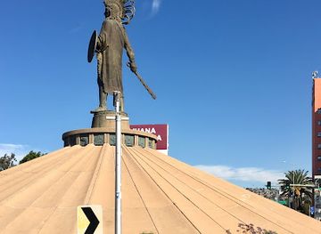 mexico/tijuana/zona-rio/landmark/monument-to-emperor-cuauhtemoc