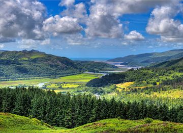 united-kingdom/snowdonia-national-park/landmark/precipice-walk