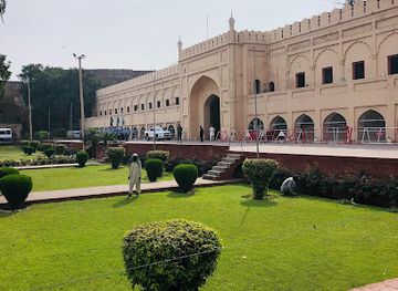 pakistan/northern-punjab/landmark/roshnai-gate