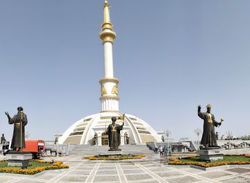 turkmenistan/ashgabat/landmark/independence-park