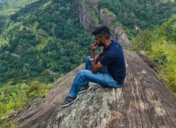 sri-lanka/gampaha-district/landmark/balumgala