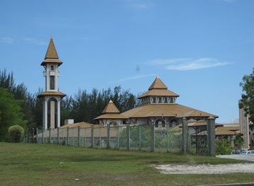 brunei/temburong-district/landmark/university-mosque