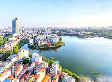 vietnam/hanoi/landmark/hoan-kiem-lake