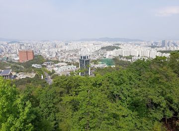south-korea/seoul/landmark/hanyangdoseong-sunseonggil-observatory
