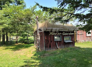 japan/shima/landmark/clark-horse-garden